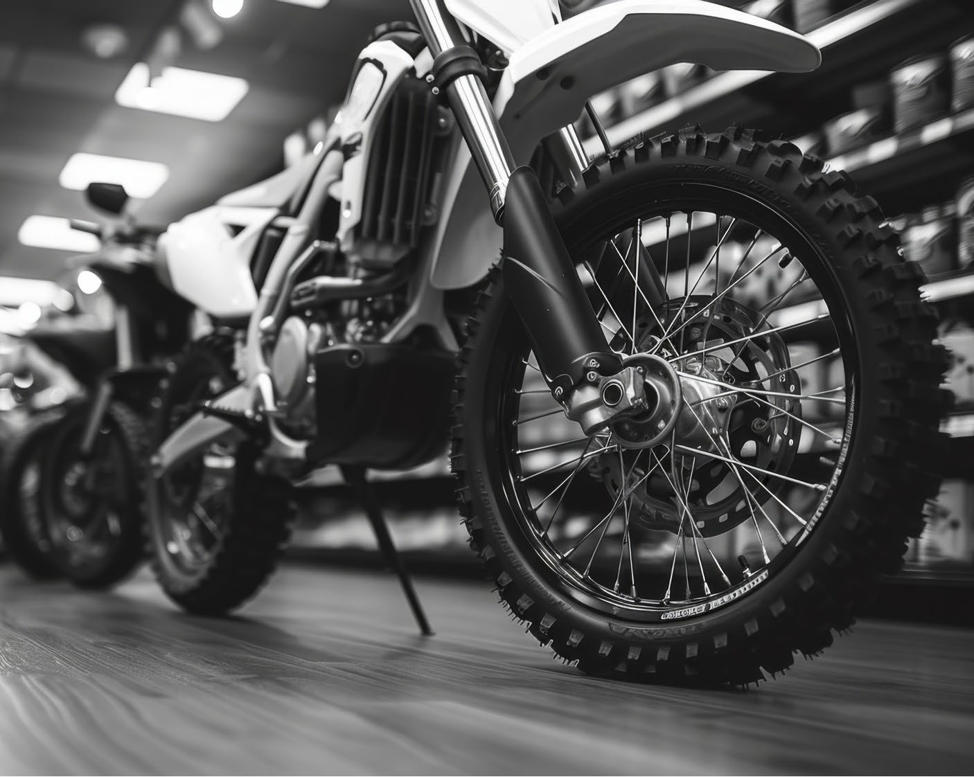 Moto en el almacén de MC Motos